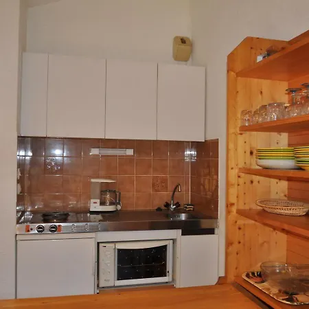 Appartement Studio Chatel, 1 Piece, 4 Personnes - Fr-1-693-40