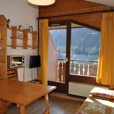 Appartement Studio Chatel, 1 Piece, 4 Personnes - Fr-1-693-40 Châtel